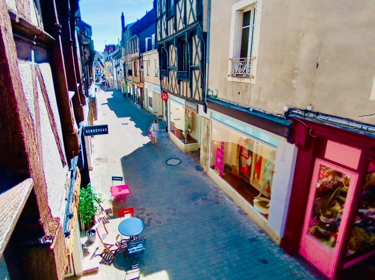 2 Pieces Totalement Renove Au Coeur De Bourges Daire Dış mekan fotoğraf